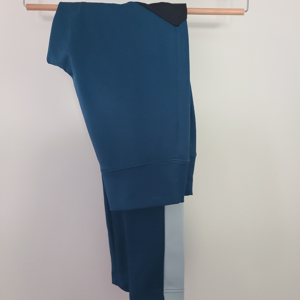 Blue Addidas Leggings - Picture 5 of 7